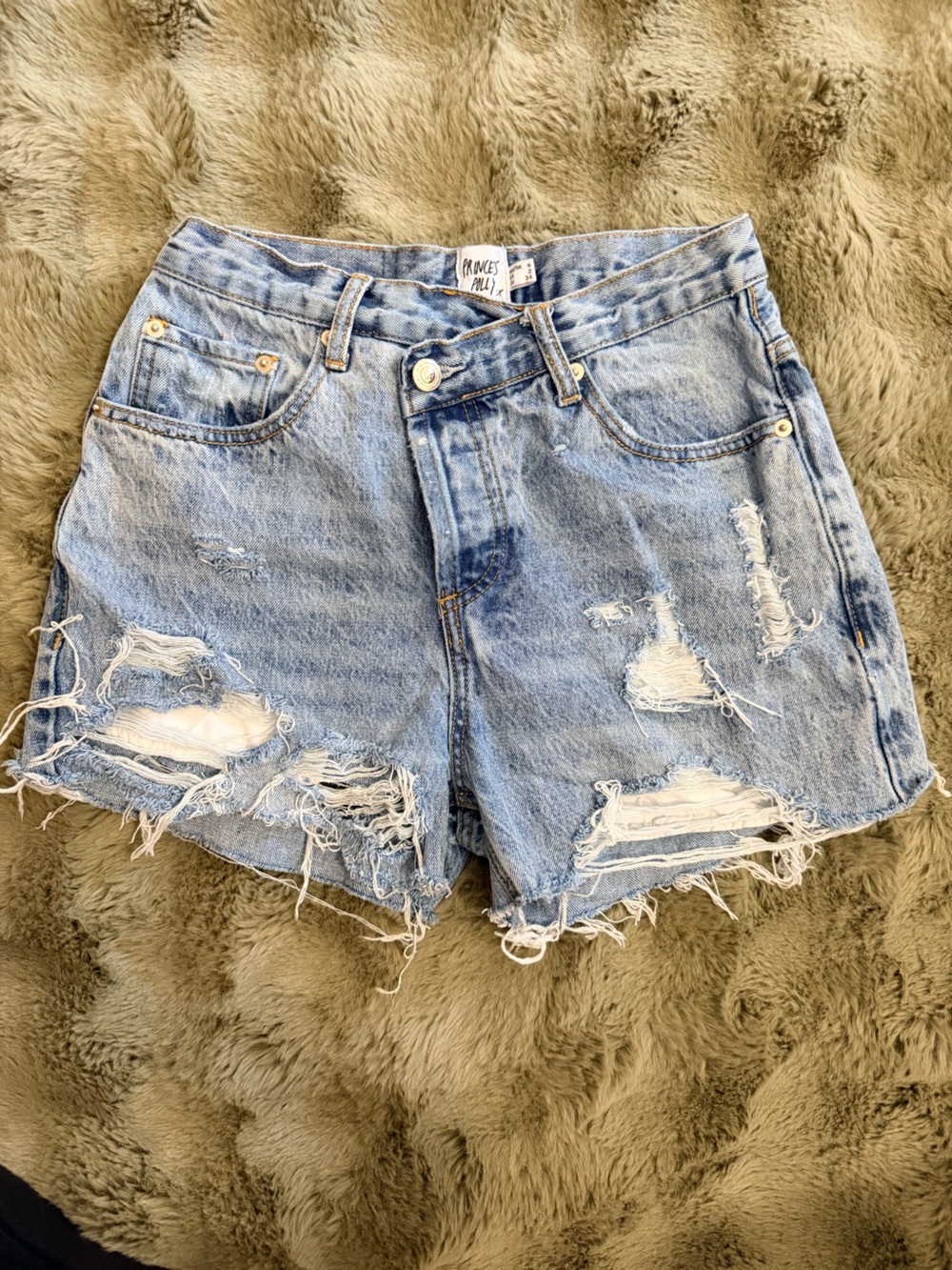 Princess Polly asymmetric button fly Ripped Light Blue Denim Women’s Shorts